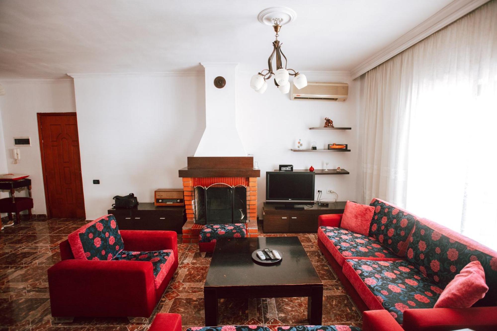 Apartment Lovely Tirana